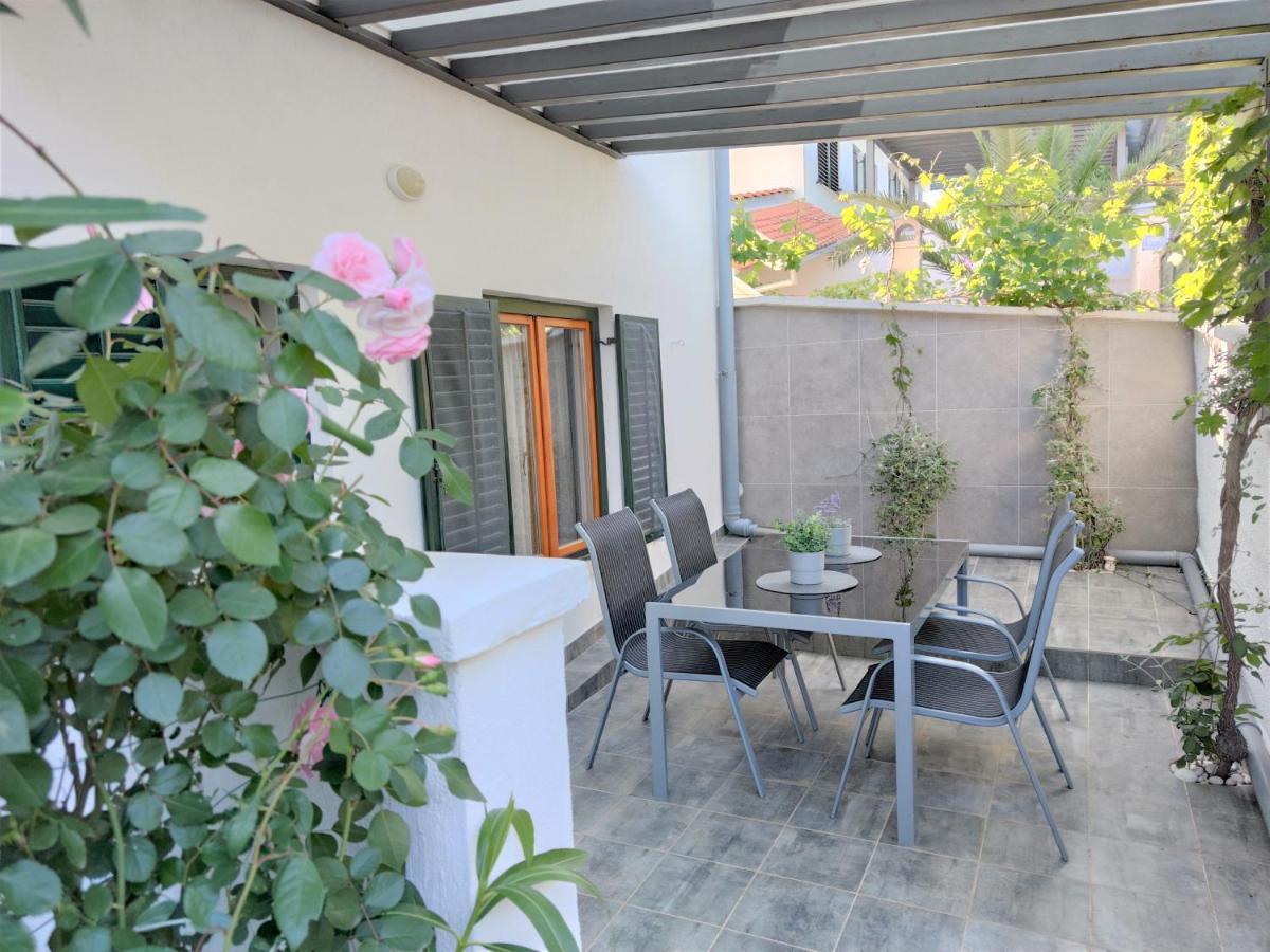 Apartments Rak Vis Exterior foto